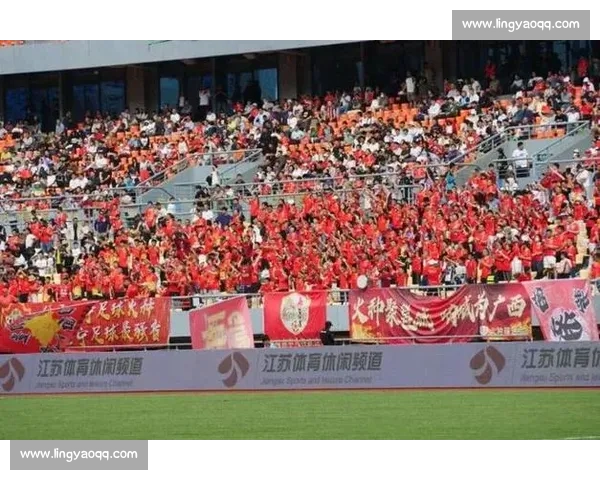 广西恒宸加冕中乙冠军！1.6 万人见证八桂足球历史性时刻